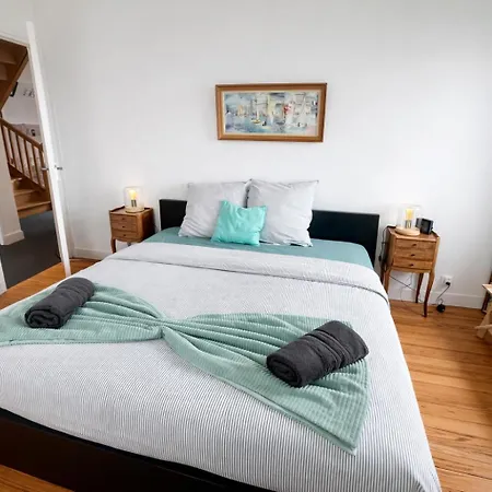 Maison Face A La Avec La A 50 M & Parking Prive Vakantiehuis *