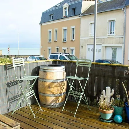 Maison Face A La Avec La A 50 M & Parking Prive Vakantiehuis Saint-Aubin-Sur-Mer (Calvados)