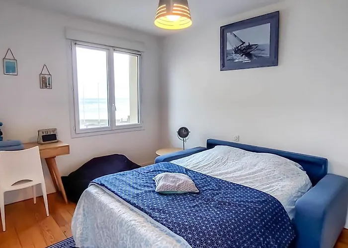 Maison Face A La Avec La A 50 M & Parking Prive 別荘