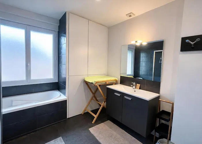 別荘 Maison Face A La Avec La A 50 M & Parking Prive サントーバン・シュル・メール